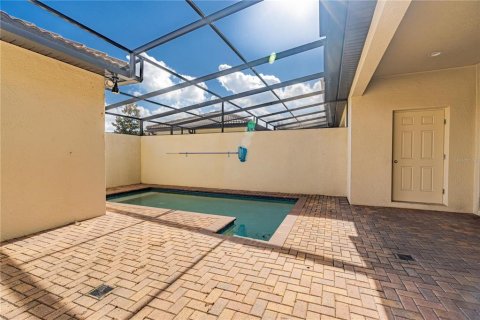 Townhouse in Kissimmee, Florida 4 bedrooms, 195.28 sq.m. № 2092962 - photo 13