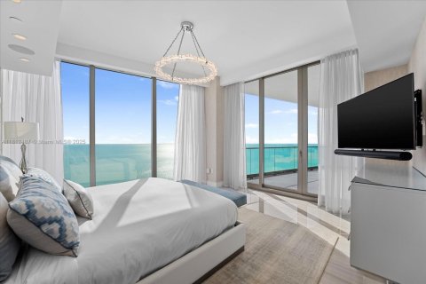 Copropriété à vendre à Sunny Isles Beach, Floride: 5 chambres, 383.78 m2 № 1874446 - photo 18