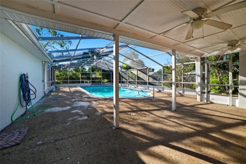 Casa en venta en Deltona, Florida, 3 dormitorios, 213.77 m2 № 1913331 - foto 29