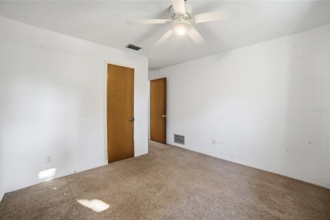 Casa en venta en Deltona, Florida, 3 dormitorios, 213.77 m2 № 1913331 - foto 27