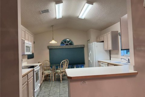 Casa en venta en Clermont, Florida, 2 dormitorios, 146.04 m2 № 2232240 - foto 11