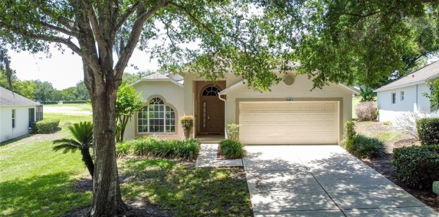 Casa en Clermont, Florida 2 dormitorios, 146.04 m2 № 2232240