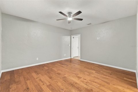 Villa ou maison à vendre à Saint Petersburg, Floride: 3 chambres, 127 m2 № 2420220 - photo 17