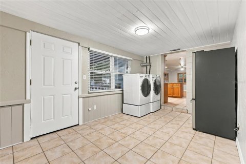 Villa ou maison à vendre à Saint Petersburg, Floride: 3 chambres, 127 m2 № 2420220 - photo 13
