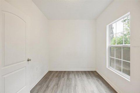 House in Tampa, Florida 5 bedrooms, 311.32 sq.m. № 1629461 - photo 26