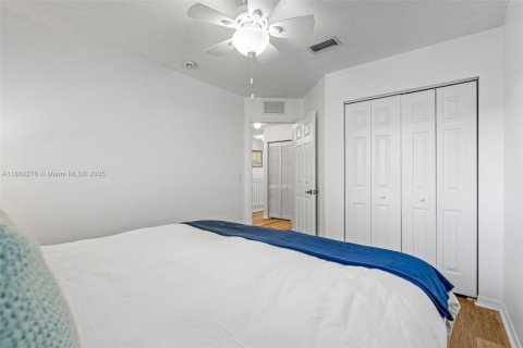 Touwnhouse à vendre à Homestead, Floride: 3 chambres, 134.89 m2 № 1889584 - photo 2