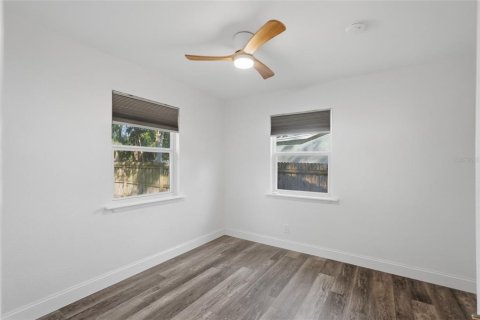 Villa ou maison à vendre à Saint Petersburg, Floride: 2 chambres, 70.61 m2 № 2418541 - photo 16