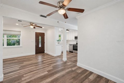 Villa ou maison à vendre à Saint Petersburg, Floride: 2 chambres, 70.61 m2 № 2418541 - photo 6
