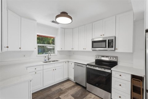 Villa ou maison à vendre à Saint Petersburg, Floride: 2 chambres, 70.61 m2 № 2418541 - photo 8