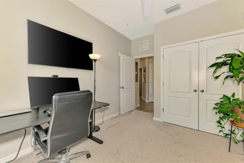 Condo in Sarasota, Florida, 2 bedrooms  № 1780569 - photo 27