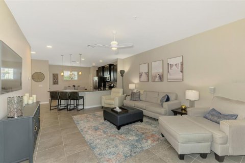 Condo in Sarasota, Florida, 2 bedrooms  № 1780569 - photo 18