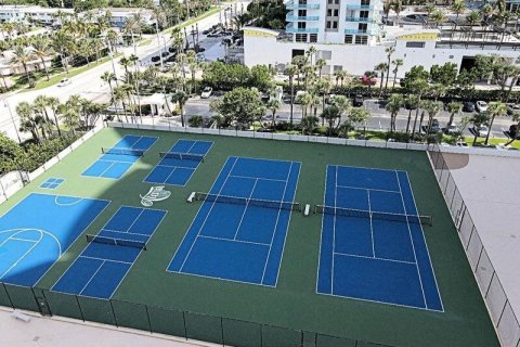 Condominio en alquiler en Riviera Beach, Florida, 2 dormitorios, 138.52 m2 № 1228613 - foto 1