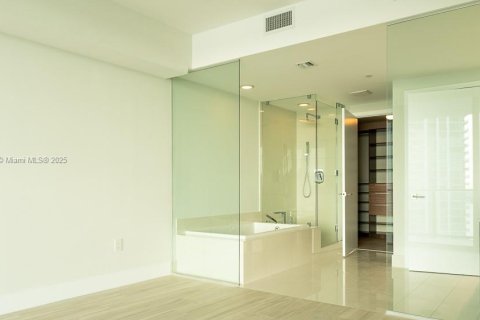 Condominio en venta en Miami, Florida, 2 dormitorios, 106.93 m2 № 1980059 - foto 14