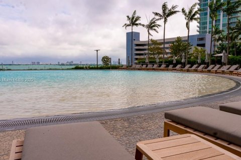 Condominio en venta en Miami, Florida, 2 dormitorios, 106.93 m2 № 1980059 - foto 28