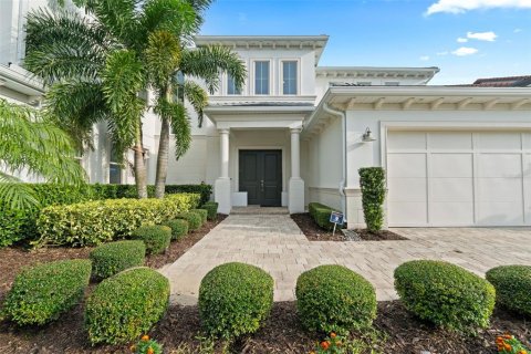 House in Winter Garden, Florida 7 bedrooms, 601.26 sq.m. № 1832640 - photo 8