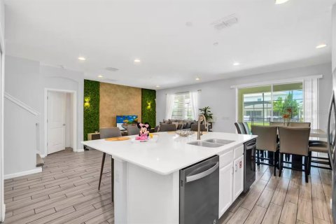 Villa ou maison à vendre à Kissimmee, Floride: 8 chambres, 301.75 m2 № 1643382 - photo 6