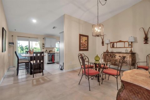 House in Bradenton, Florida 3 bedrooms, 175.12 sq.m. № 1444818 - photo 30