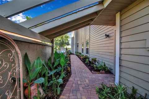 House in Bradenton, Florida 3 bedrooms, 175.12 sq.m. № 1444818 - photo 15