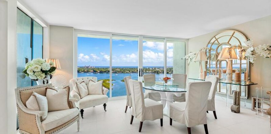Condo in West Palm Beach, Florida, 2 bedrooms  № 2087684