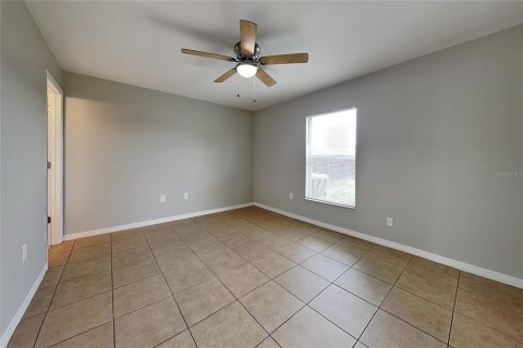 Villa ou maison à louer à Apollo Beach, Floride: 3 chambres, 138.61 m2 № 2390954 - photo 6
