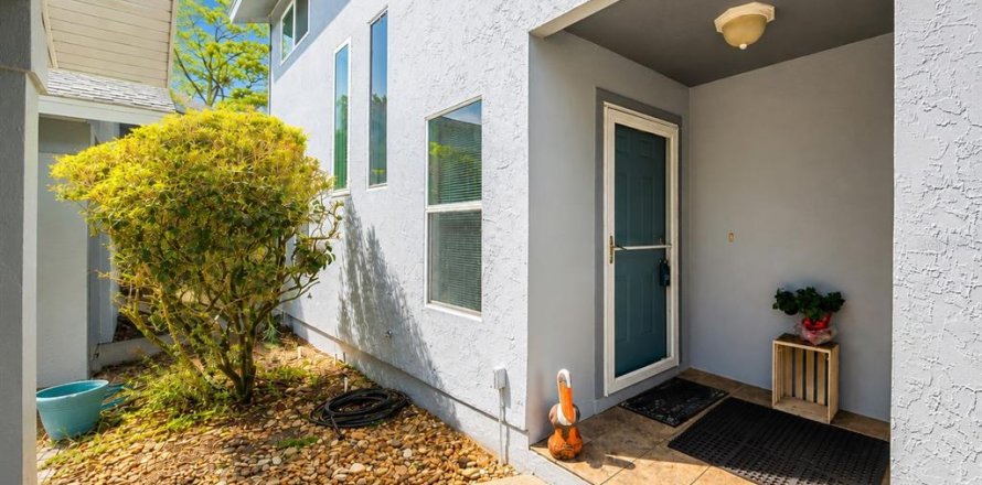 Condo in Crystal River, Florida, 2 bedrooms № 2209351
