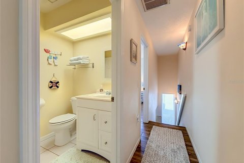Condo in Crystal River, Florida, 2 bedrooms № 2209351 - photo 26