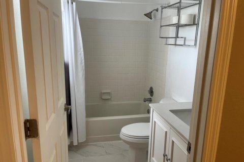 House in Port St. Lucie, Florida 3 bedrooms, 106.65 sq.m. № 2088053 - photo 11