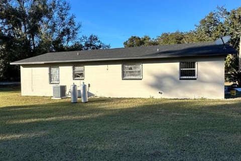 House in Wildwood, Florida 3 bedrooms, 88.26 sq.m. № 1548587 - photo 30