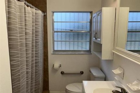 House in Wildwood, Florida 3 bedrooms, 88.26 sq.m. № 1548587 - photo 19