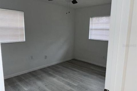 House in Wildwood, Florida 3 bedrooms, 88.26 sq.m. № 1548587 - photo 16