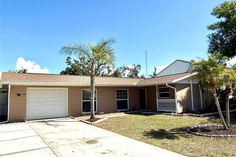 Villa ou maison à Sarasota, Floride 4 chambres, 153.85 m2 № 2147733
