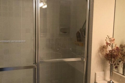 Condominio en venta en Miami, Florida, 2 dormitorios, 141.21 m2 № 1993683 - foto 18