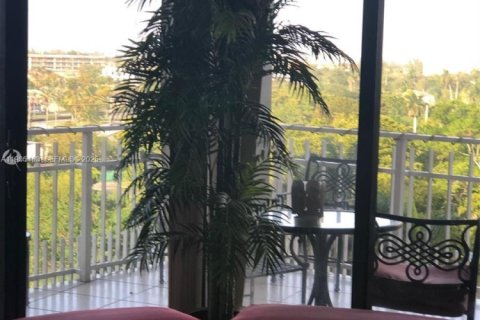 Condominio en venta en Miami, Florida, 2 dormitorios, 141.21 m2 № 1993683 - foto 9