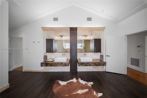 Casa en venta en Pinecrest, Florida, 7 dormitorios, 558.71 m2 № 2047448 - foto 30