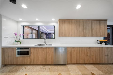 Casa en venta en Pinecrest, Florida, 7 dormitorios, 558.71 m2 № 2047448 - foto 10