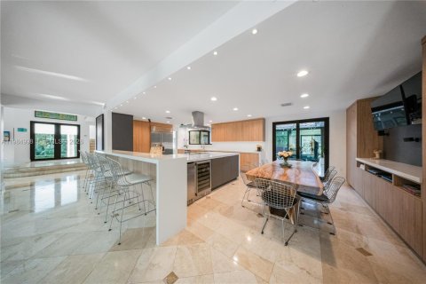 Casa en venta en Pinecrest, Florida, 7 dormitorios, 558.71 m2 № 2047448 - foto 12