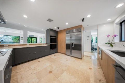 Casa en venta en Pinecrest, Florida, 7 dormitorios, 558.71 m2 № 2047448 - foto 11