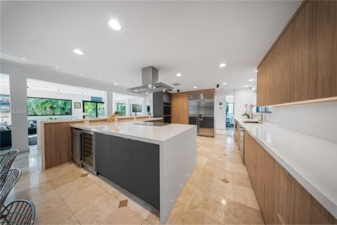 Casa en venta en Pinecrest, Florida, 7 dormitorios, 558.71 m2 № 2047448 - foto 9