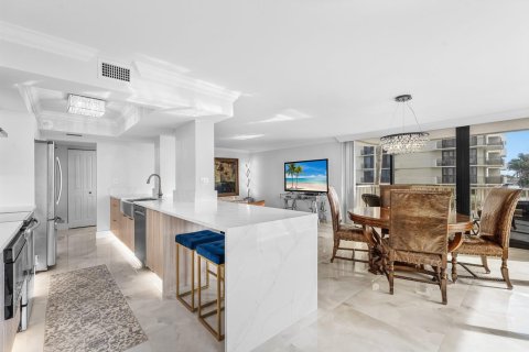 Condo in Riviera Beach, Florida, 2 bedrooms  № 2190817 - photo 5