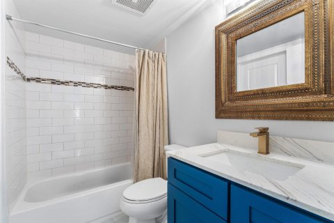Condo in Riviera Beach, Florida, 2 bedrooms  № 2190817 - photo 22