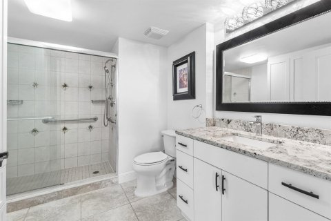 Condo in Riviera Beach, Florida, 2 bedrooms  № 2190817 - photo 18