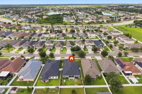 House in Wimauma, Florida 4 bedrooms, 169.08 sq.m. № 2139117 - photo 21