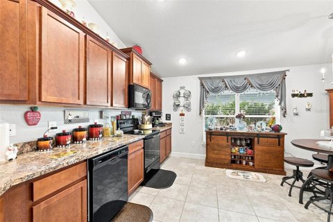 House in Wimauma, Florida 4 bedrooms, 169.08 sq.m. № 2139117 - photo 6