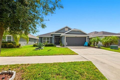 House in Wimauma, Florida 4 bedrooms, 169.08 sq.m. № 2139117 - photo 10