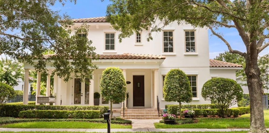 Casa en Orlando, Florida 5 dormitorios, 369.94 m2 № 2222063