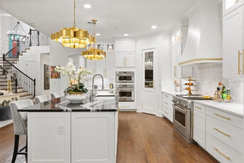Casa en venta en Orlando, Florida, 5 dormitorios, 369.94 m2 № 2222063 - foto 26