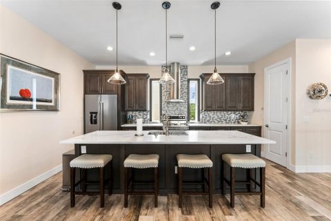 Adosado en venta en Tampa, Florida, 3 dormitorios, 209.31 m2 № 2223330 - foto 4