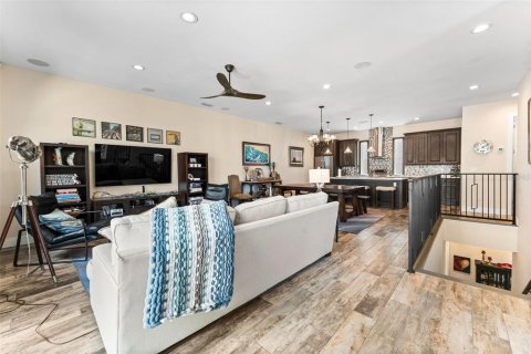 Adosado en venta en Tampa, Florida, 3 dormitorios, 209.31 m2 № 2223330 - foto 24