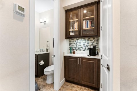 Adosado en venta en Tampa, Florida, 3 dormitorios, 209.31 m2 № 2223330 - foto 20
