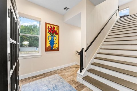 Adosado en venta en Tampa, Florida, 3 dormitorios, 209.31 m2 № 2223330 - foto 11